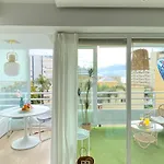 דירה Dream Of Light And The Door